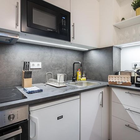 Stellar Dwell Apartment Boedapest Buitenkant foto