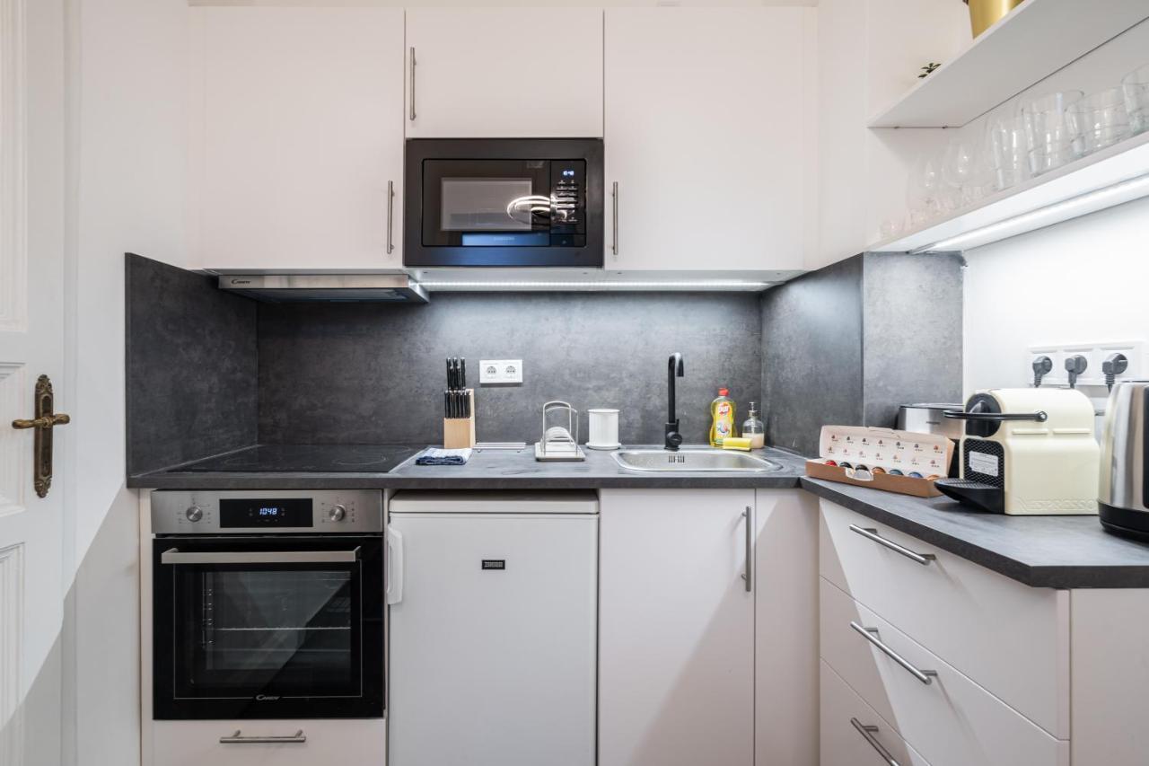Stellar Dwell Apartment Boedapest Buitenkant foto